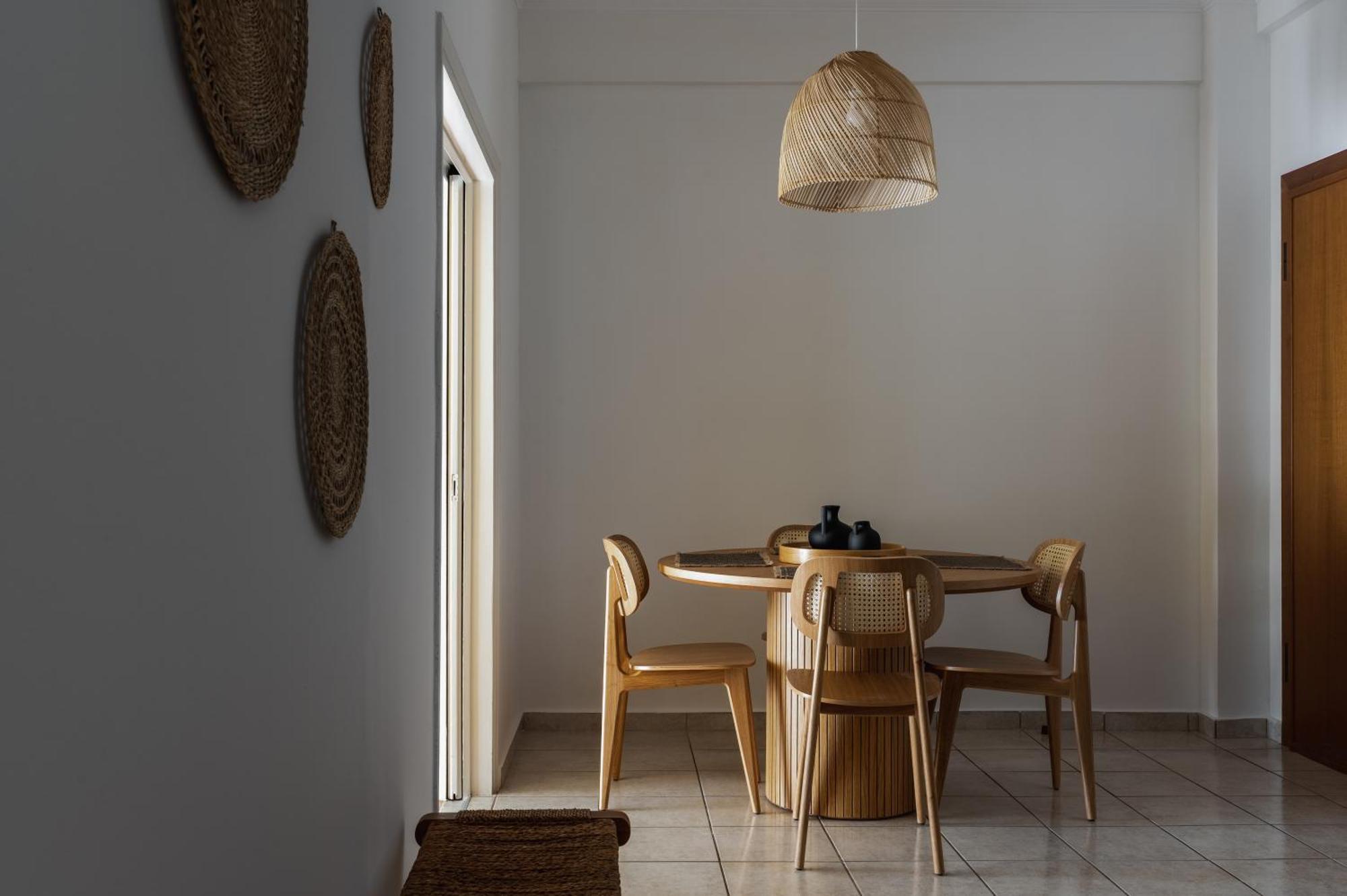 Athens' Gem: Fun, Sun & Your Koukaki Run! Экстерьер фото